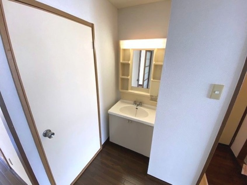 洗面 ＵＲＢＡＮステート迎山Ｂ