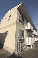 パークドライブイズミの外観