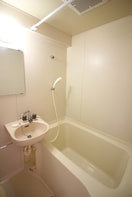 バス／シャワールーム等 ベルシティ泉水