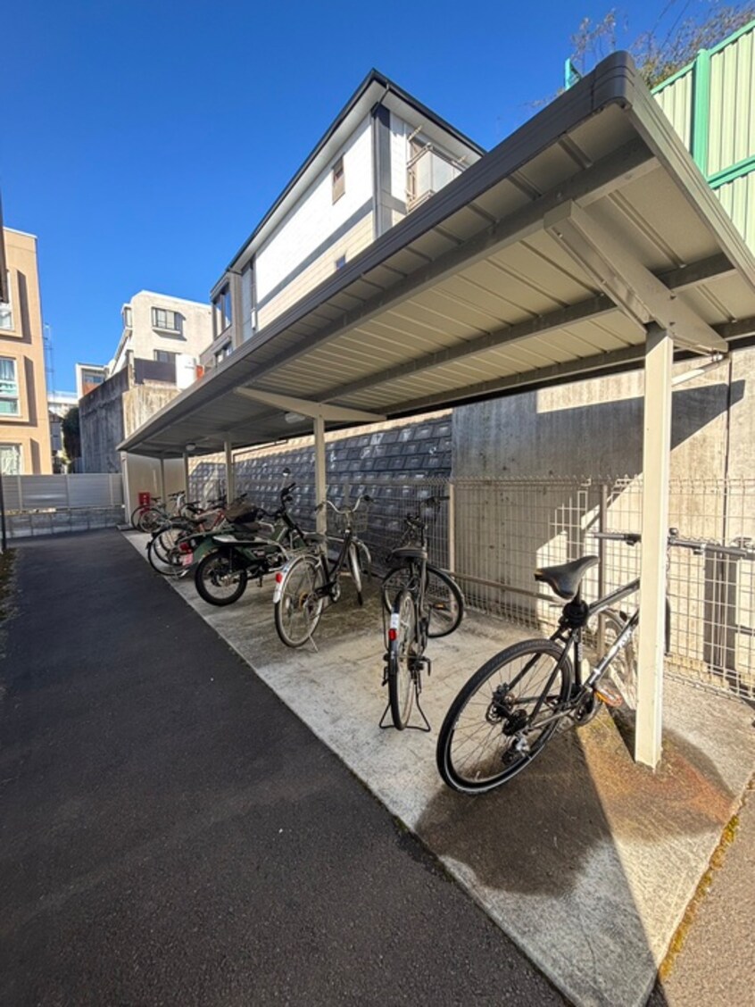 駐輪場 アビタシオン米ヶ袋