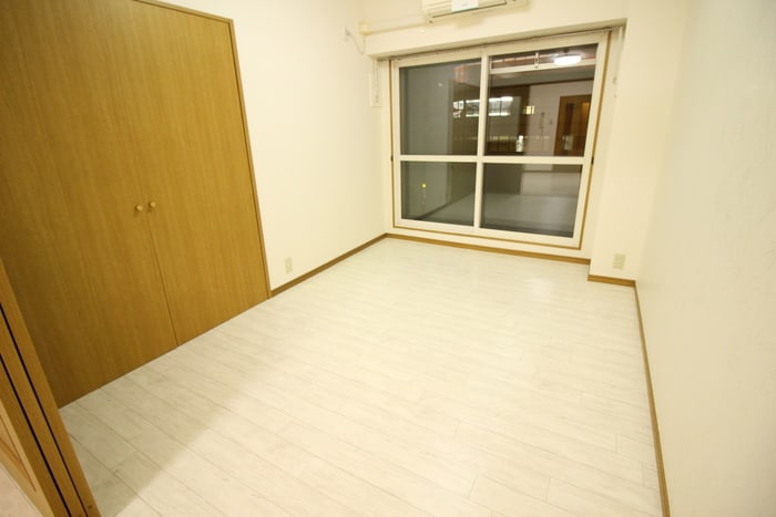 居室 グラニットビル