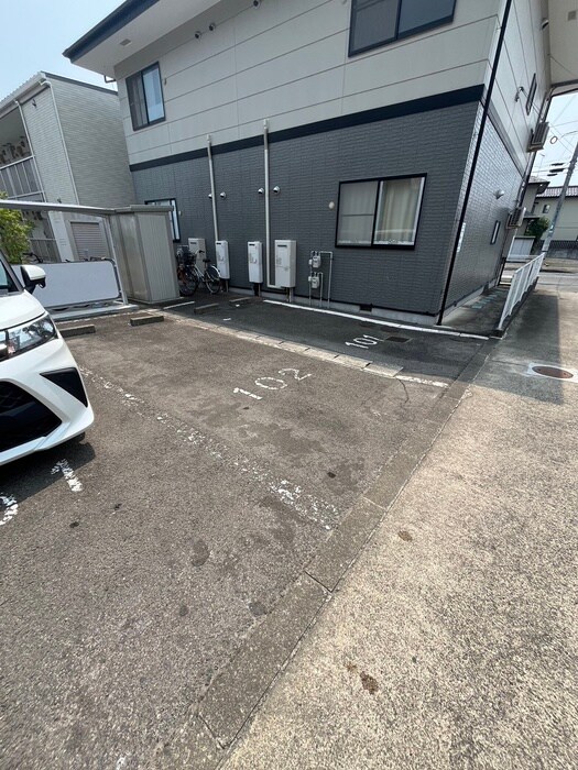 駐車場 ニューモドム松ヶ丘1番館