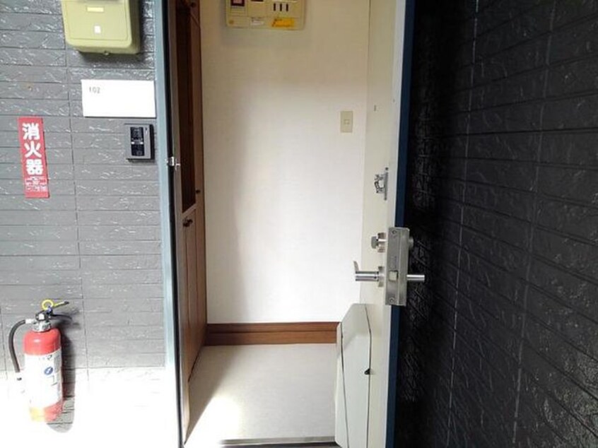 玄関 ニューモドム松ヶ丘1番館