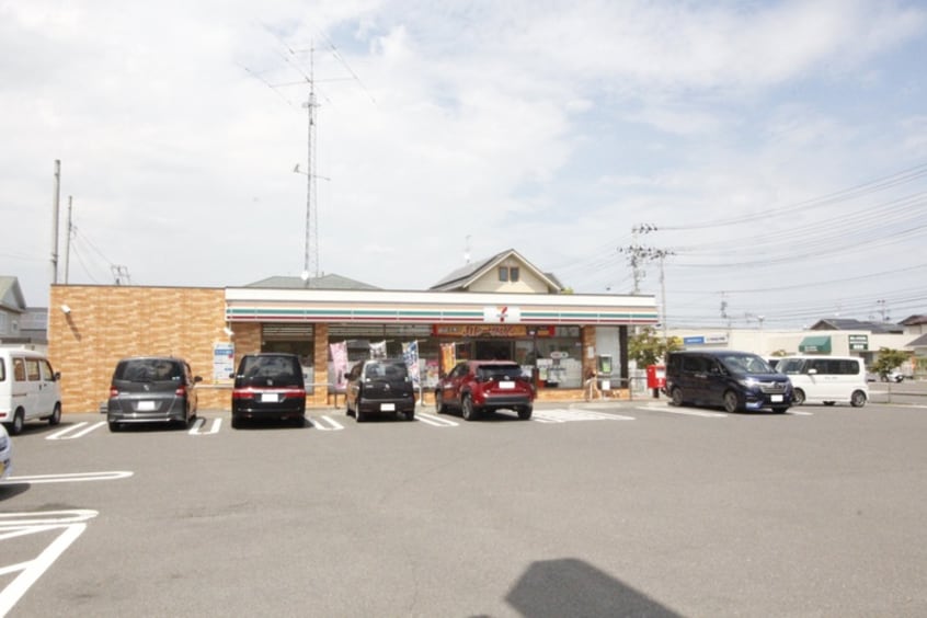 セブン-イレブン 岩沼武隈店(コンビニ)まで800m ニューモドム松ヶ丘1番館
