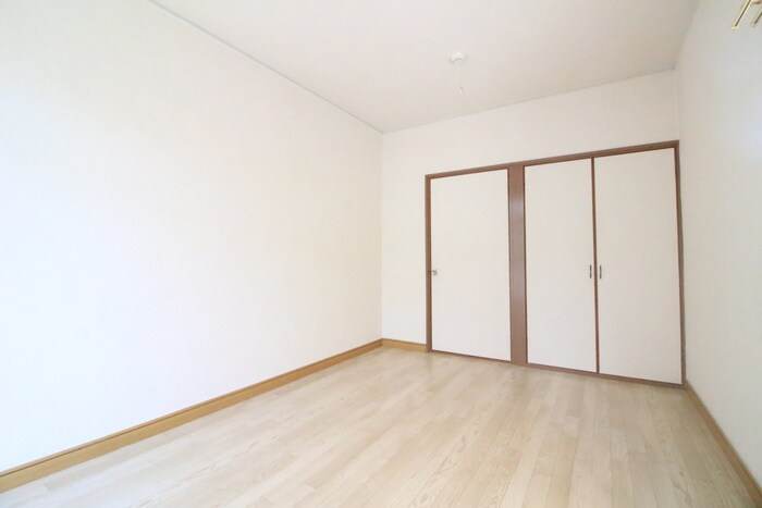 居室 ホワイトキャッスル１１番館