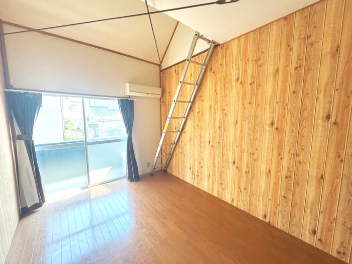 居室 ＴＪハイツ