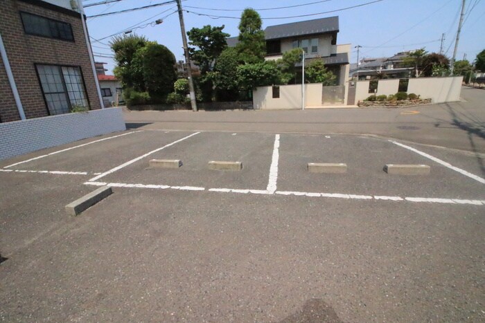 駐車場 ホワイトキャッスル鈴雄Ａ棟