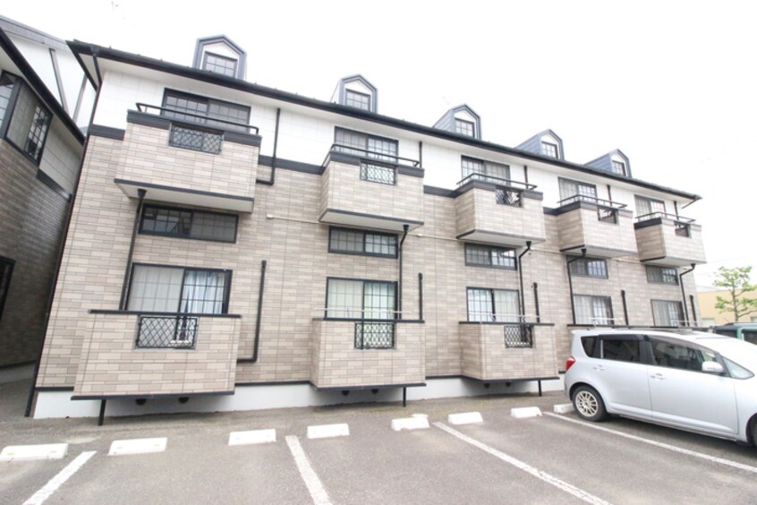 外観写真 アヴァンセ富沢南五番館