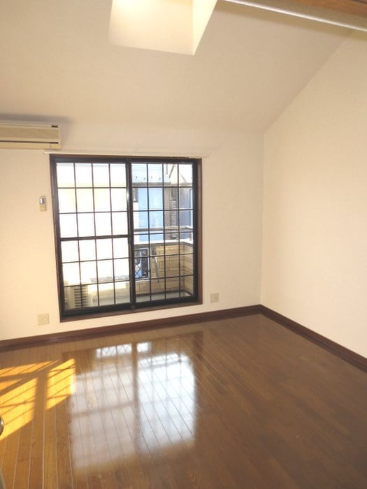 居室 アヴァンセ富沢南五番館