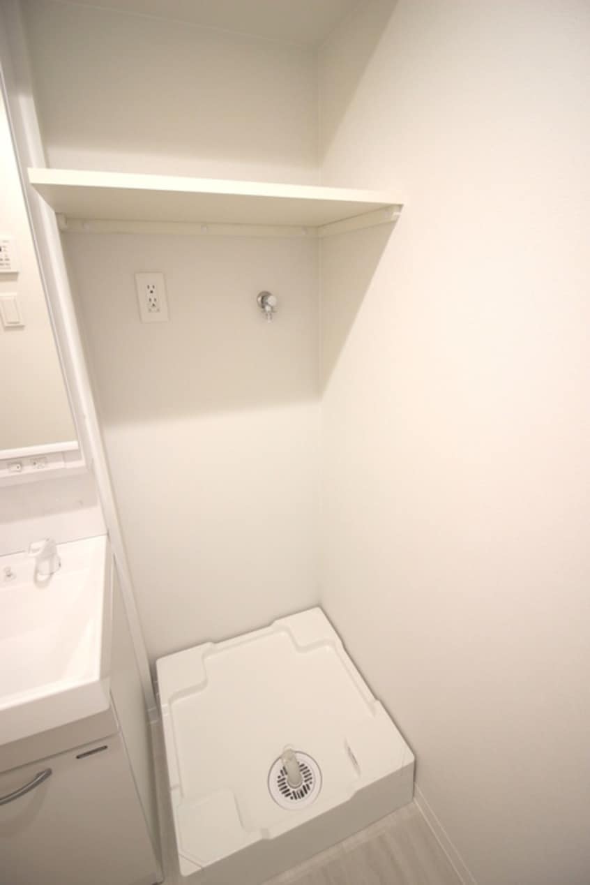 洗濯機置場 ラピスラズリ五橋