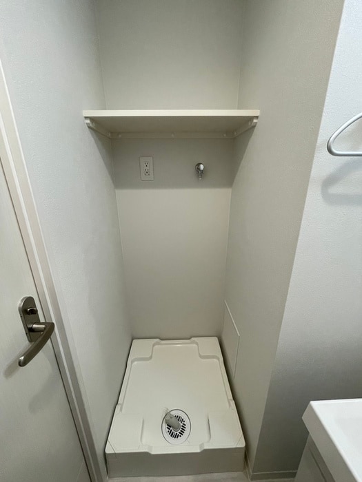 洗濯機置場 ラピスラズリ五橋
