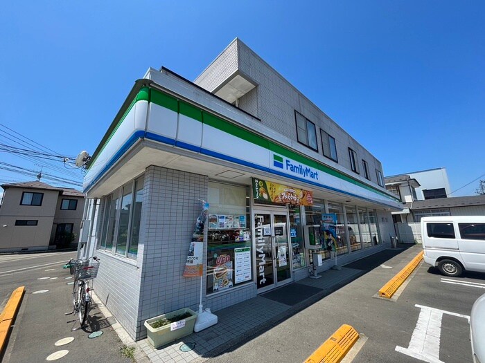 ファミリーマート名取増田店(コンビニ)まで80m ネイヴ　グレアⅡ