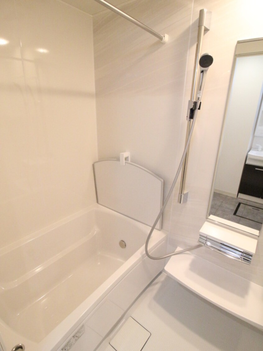 バス／シャワールーム等 シェルテ河原町A