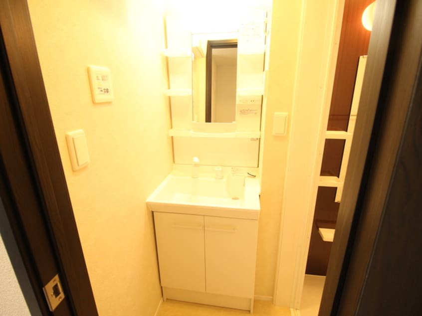 洗面 ノワール・エ・ブランⅡ