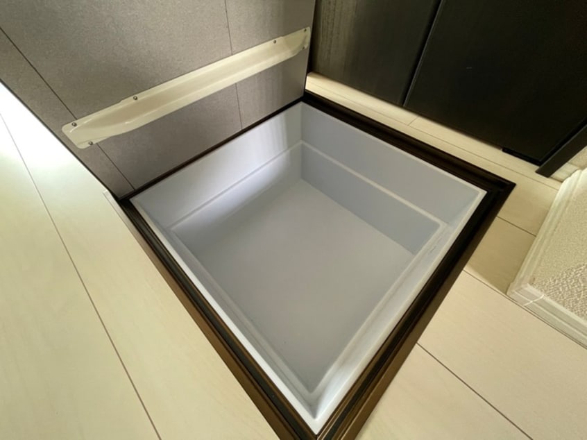 収納 ノワール・エ・ブランⅡ