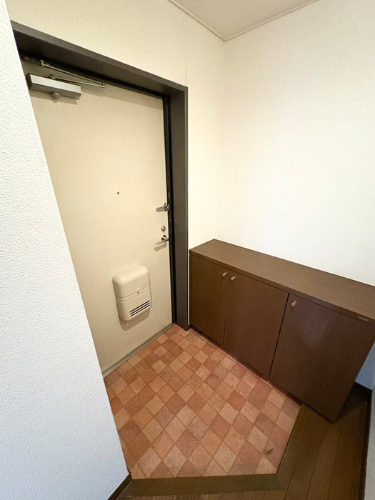 玄関 レックス本郷通り