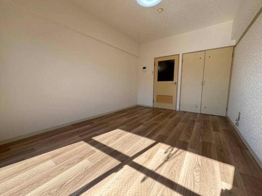 居室 エミリービル卸町