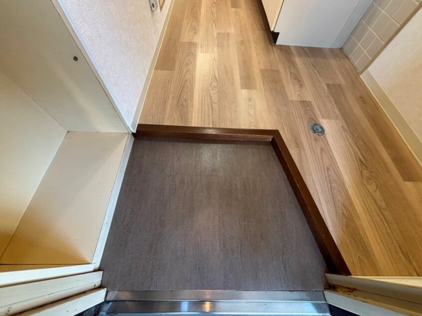 玄関 エミリービル卸町