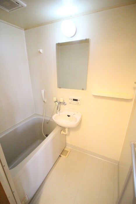 バス／シャワールーム等 Ｌｉｂａｔｙ Ｓｑｕａｒｅ