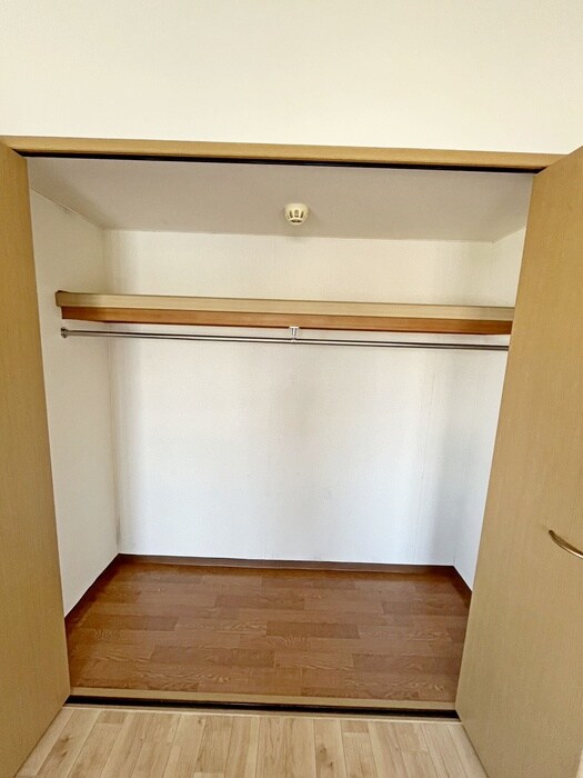 収納 ロイヤルアニバーサリー楢町