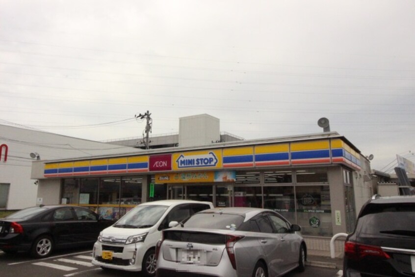 ミニストップ　仙台市名坂店(コンビニ)まで400m ロイヤルアニバーサリー楢町