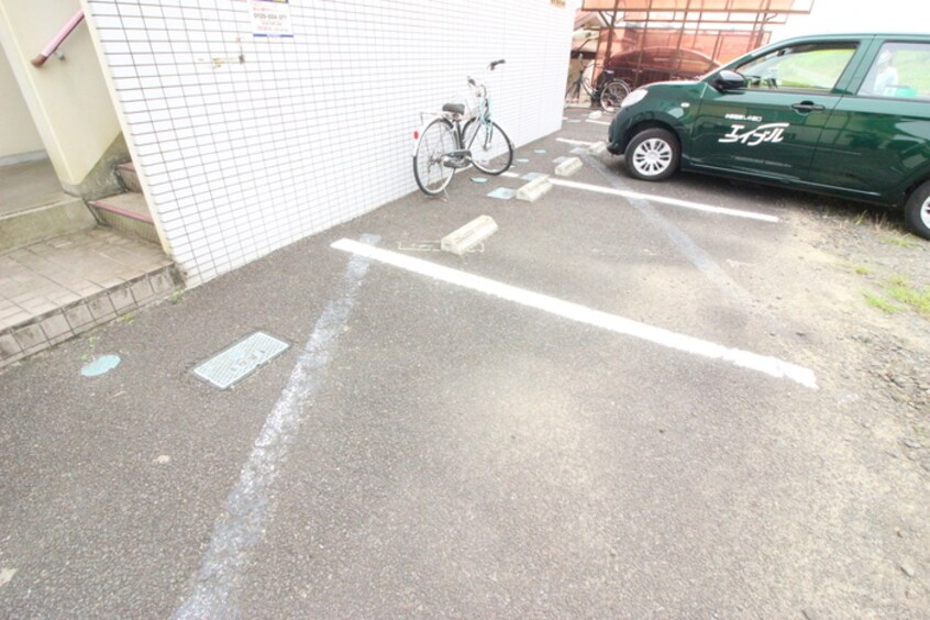 駐車場 スカイフレンド東中田