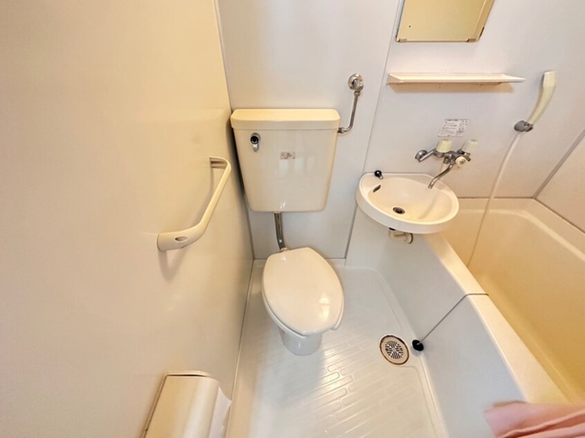 トイレ ロフティ若林A