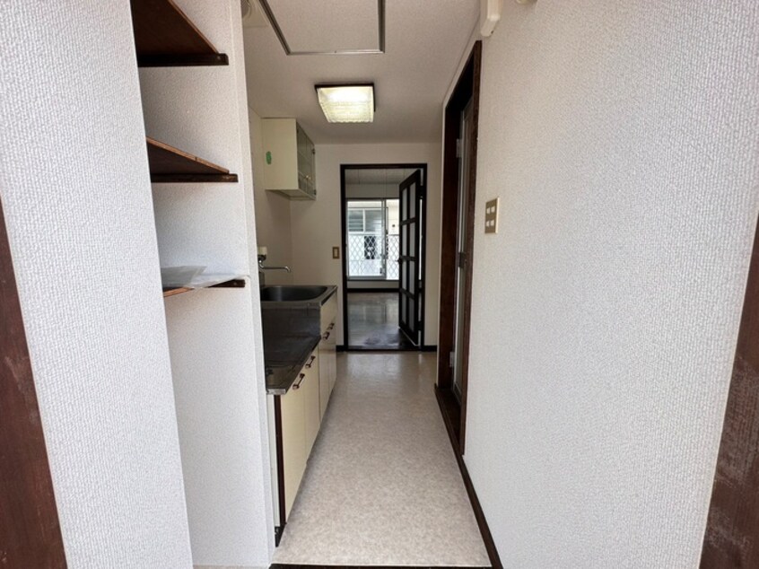 廊下 ロフティ若林A