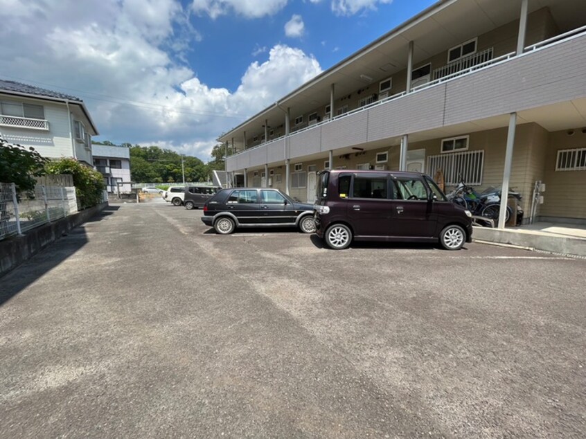 駐車場 ドエルビレッチ