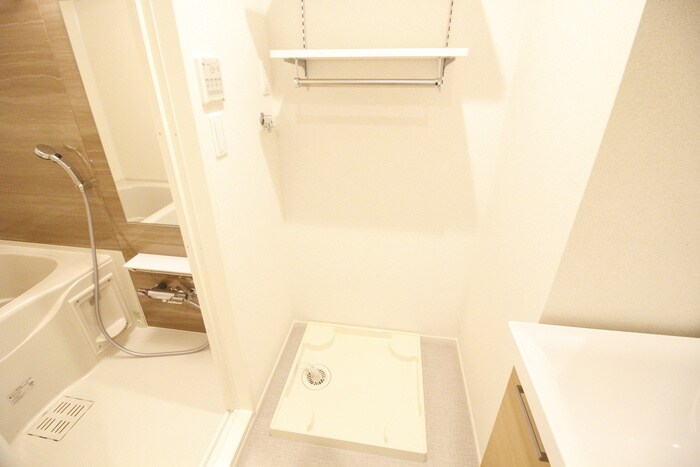 洗濯機置場 名取飯野坂壱番館