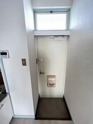 玄関 エンブレム・エミ