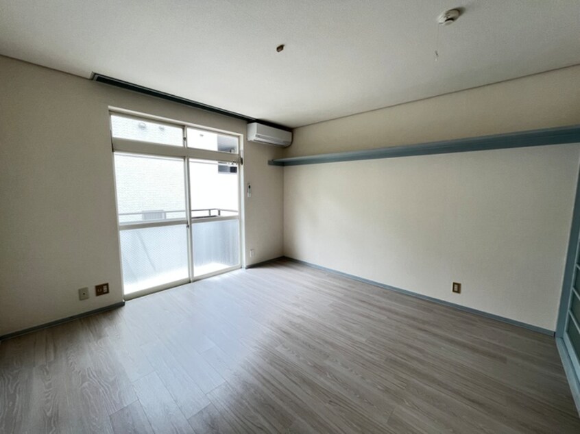 居室 エンブレム・エミ