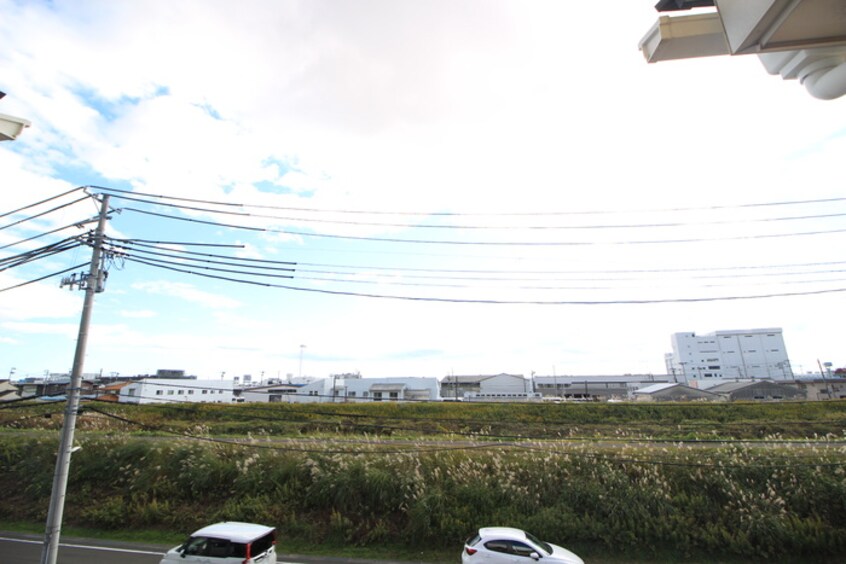 室内からの展望 ｱﾌｫﾘｽﾃ-ｼｮﾝ新田東 ｳｴｽﾄ