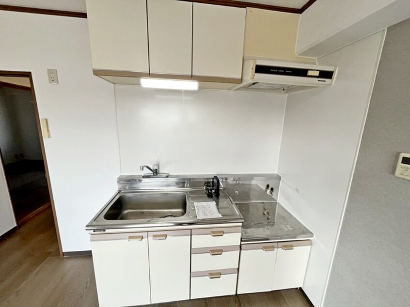 キッチン メゾンドール貴富称