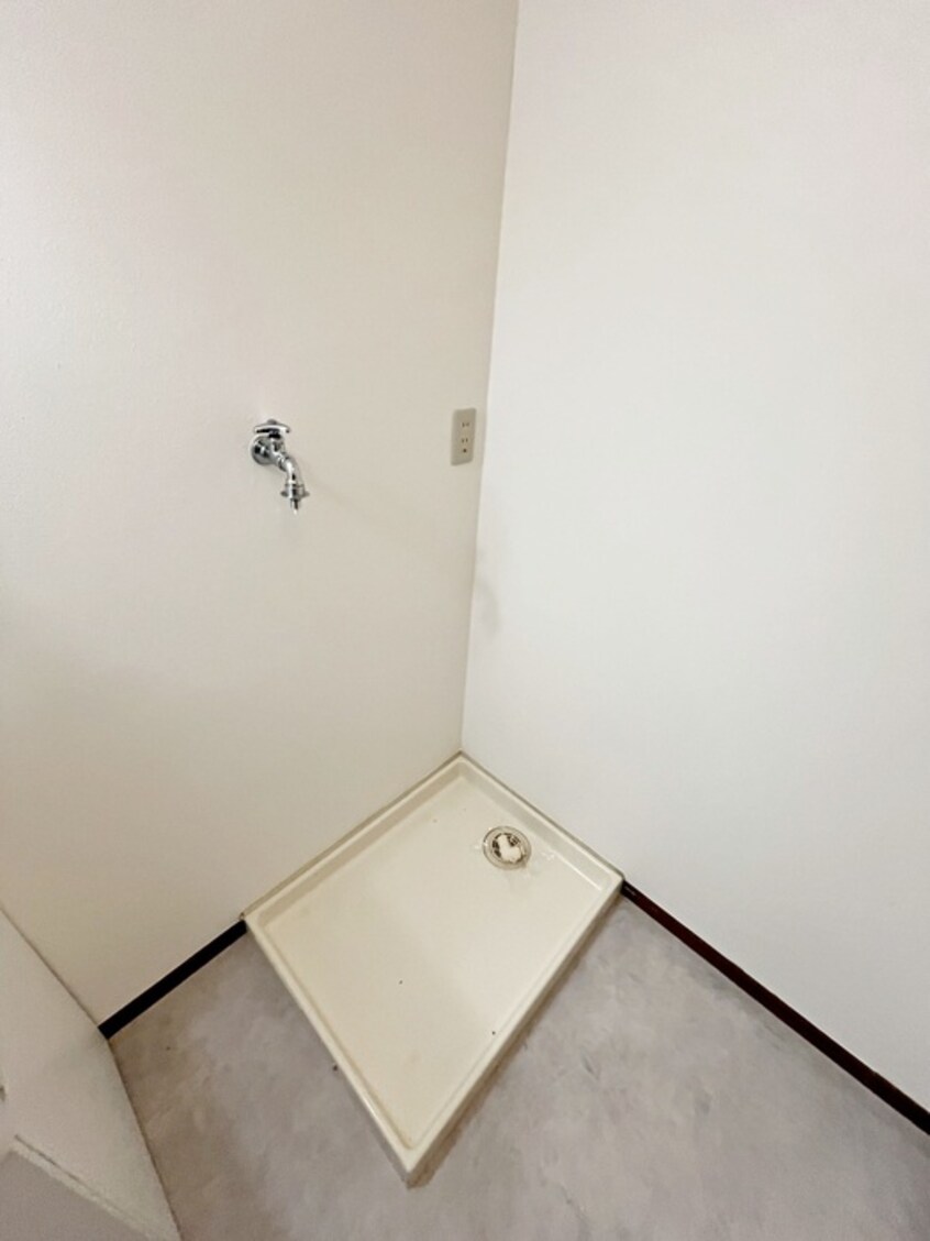 洗濯機置場 メゾンドール貴富称