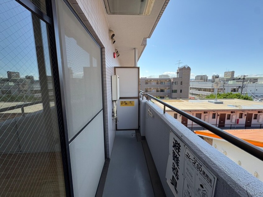 ベランダ・バルコニー ロイヤルヒルズ泉中央