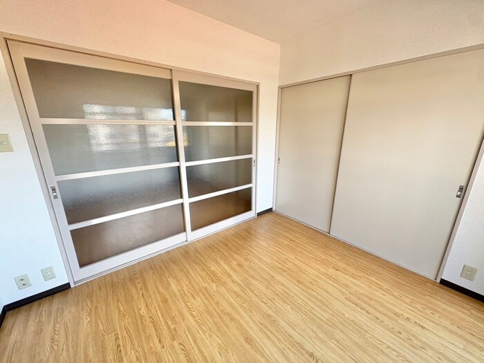 居室 ロイヤルヒルズ泉中央