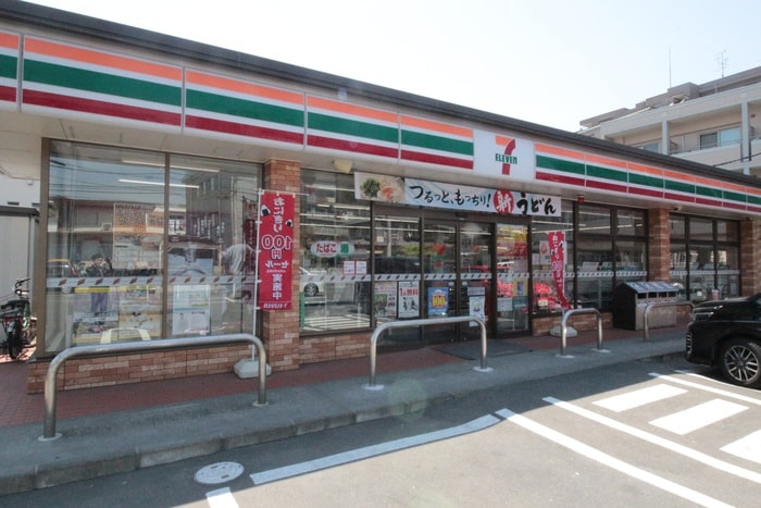 セブンイレブン　仙台高松1丁目店(コンビニ)まで650m REGALESTｷｬｽﾊﾞﾙｸｫｰﾚ東照宮