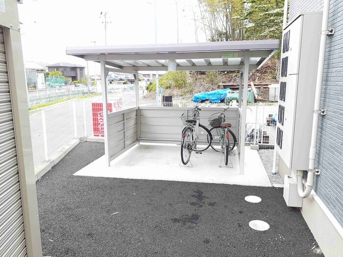 駐輪場 アリエールV