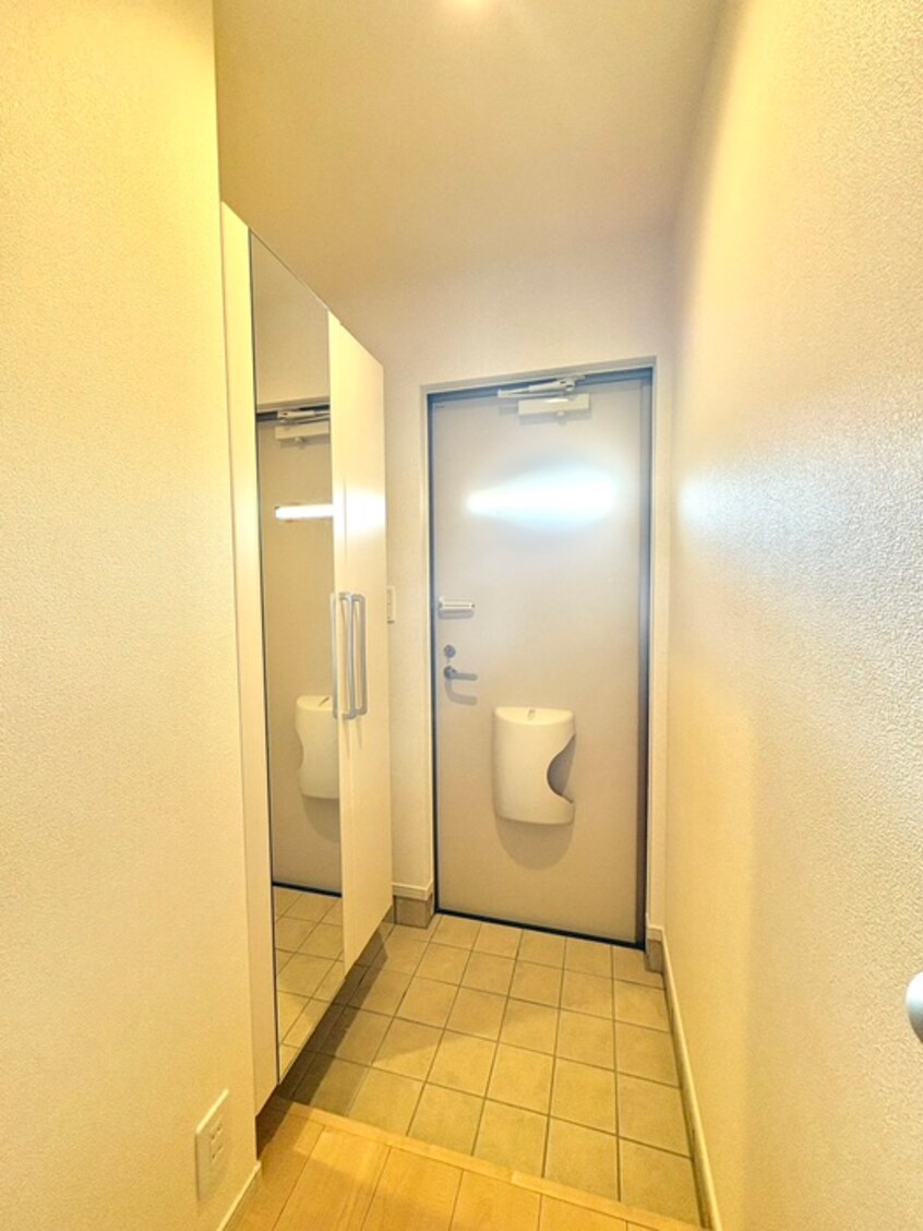 玄関 アリエールV