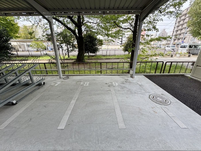 バイク置き場 パークサイド仙台東口