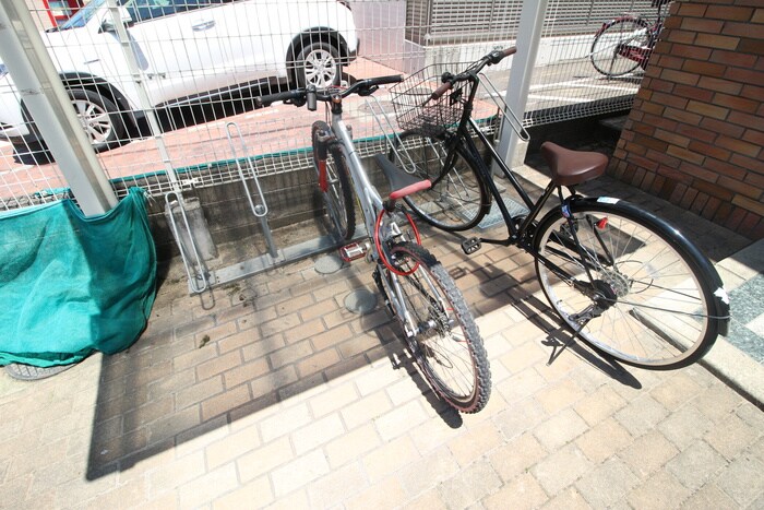 駐輪場 カナディアンＴＡＰ　２１