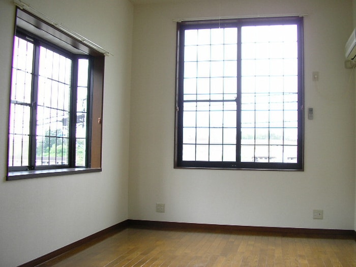 居室 アンソロジーレノン