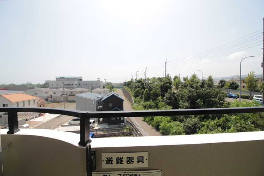 室内からの展望 第三横山ハイツ
