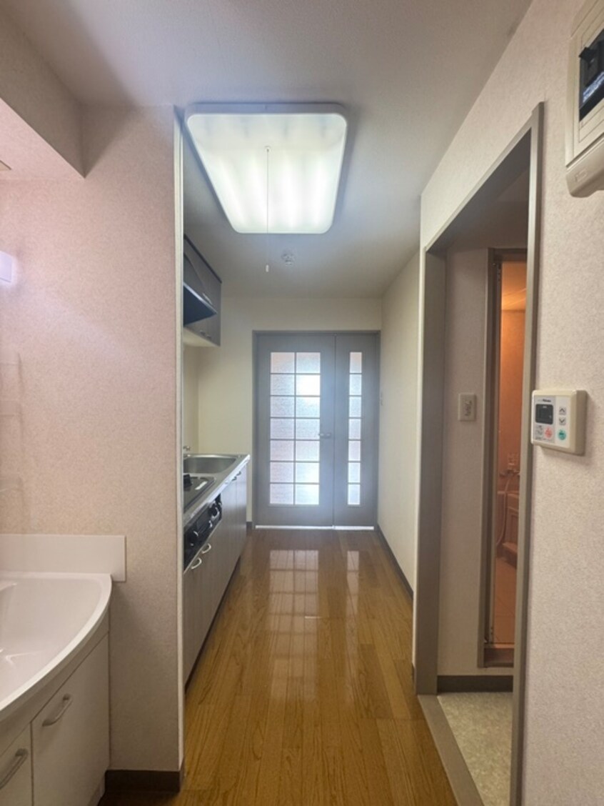 廊下 第三横山ハイツ