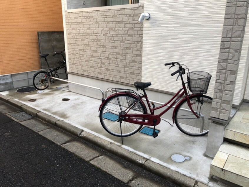 駐輪場 REGALEST小田原