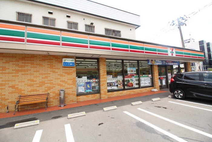 セブンイレブン仙台ベニーランド前店(コンビニ)まで1800m ファミール香澄