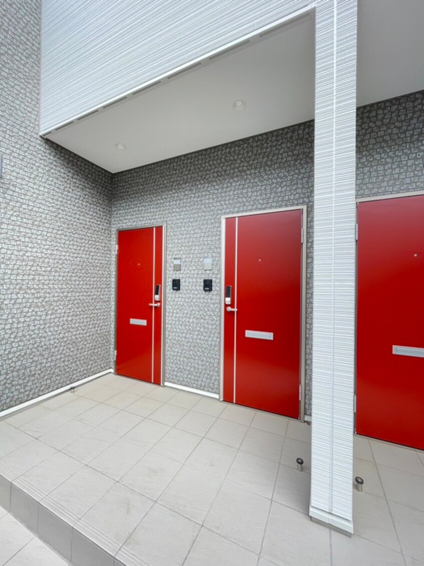 エントランス部分 メゾンブロンシュKYⅡ