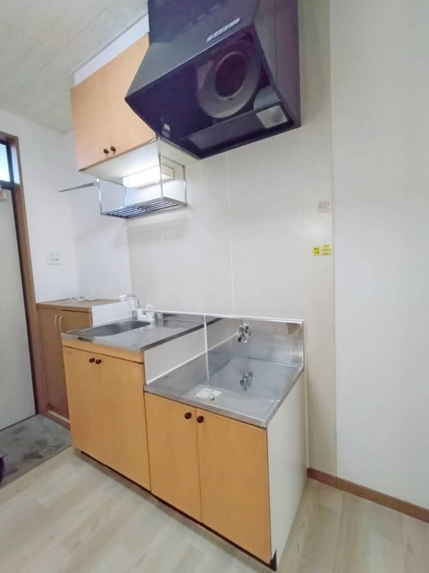 キッチン ノ－ブルカ－サ川平２