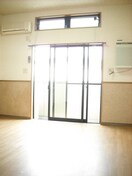 居室 リトルシャトー荒巻